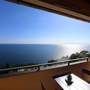 Polanesi Sea View Appartement Sori